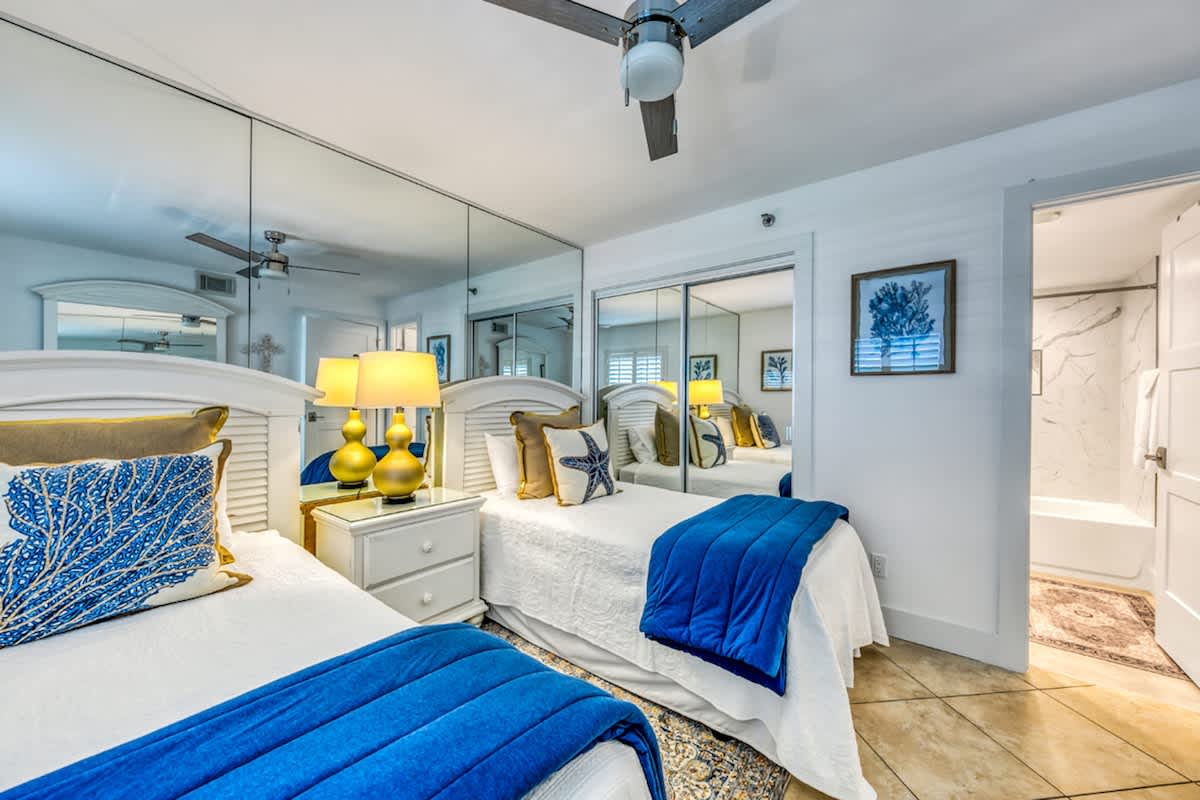 One Seagrove Place 0608 | Photo 19