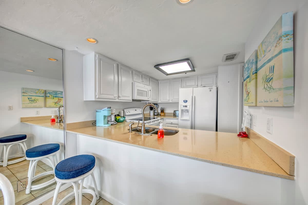 One Seagrove Place 0701 | Photo 9