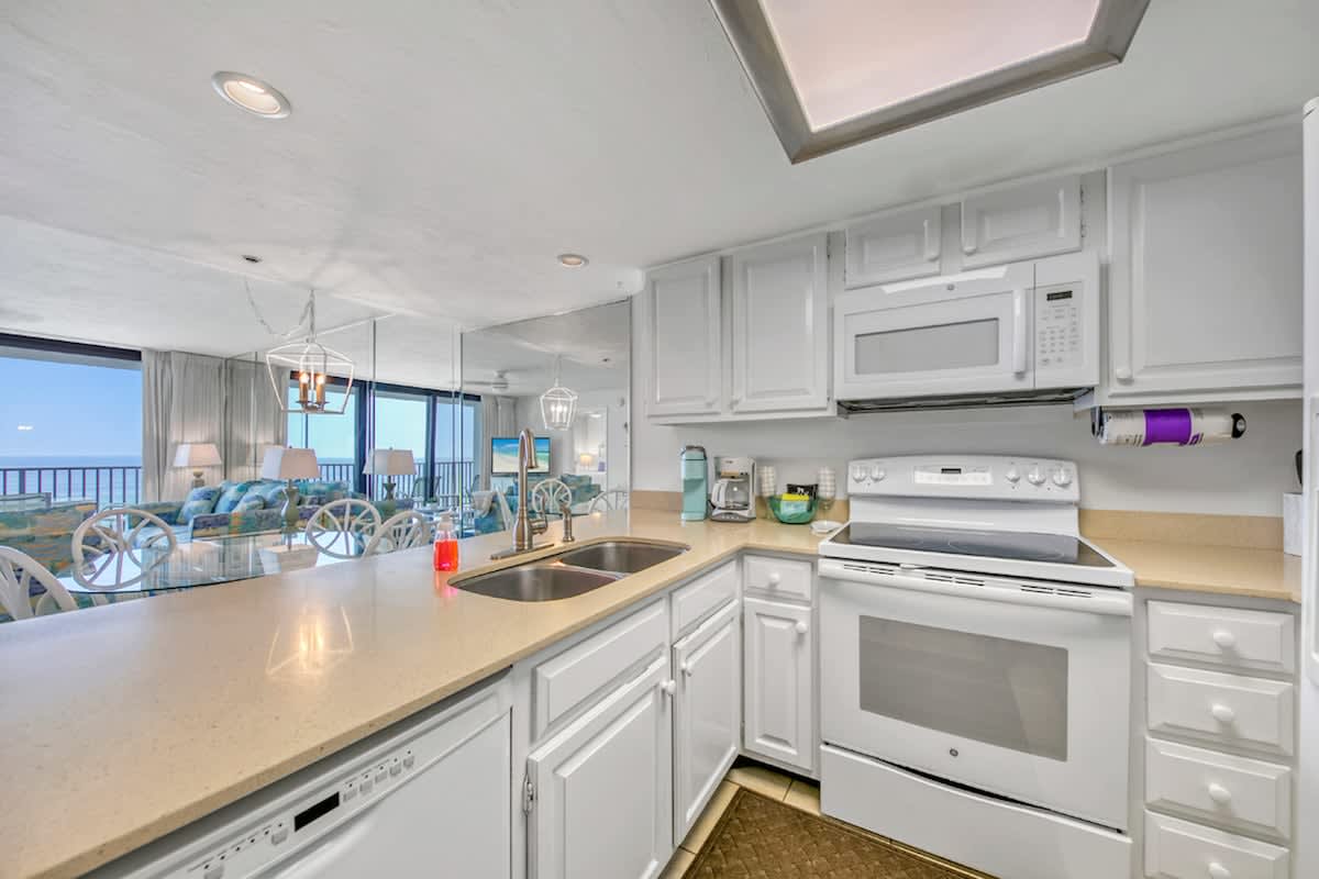 One Seagrove Place 0701 | Photo 10