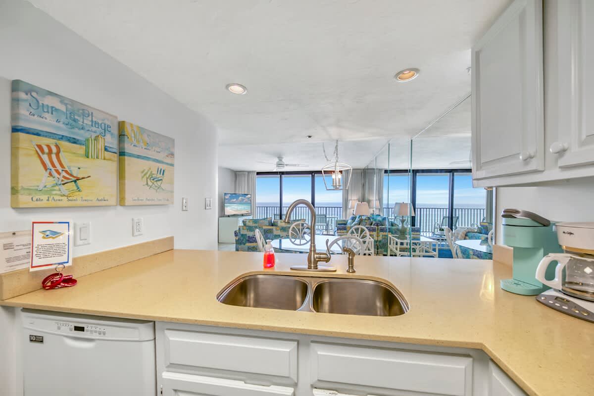 One Seagrove Place 0701 | Photo 11