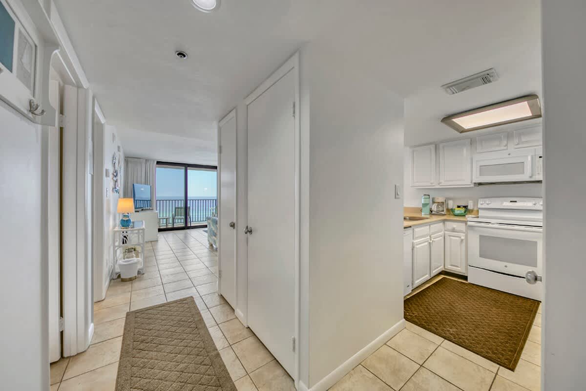 One Seagrove Place 0701 | Photo 14