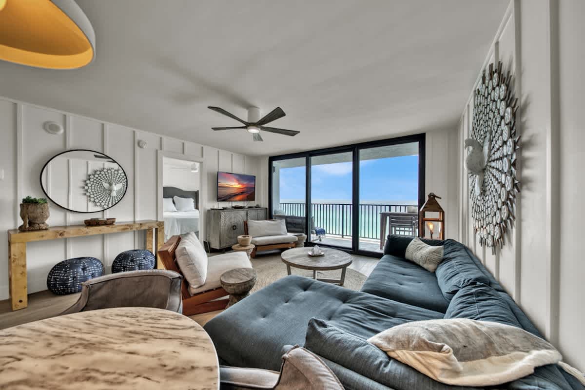 One Seagrove Place 0804 | Photo 6