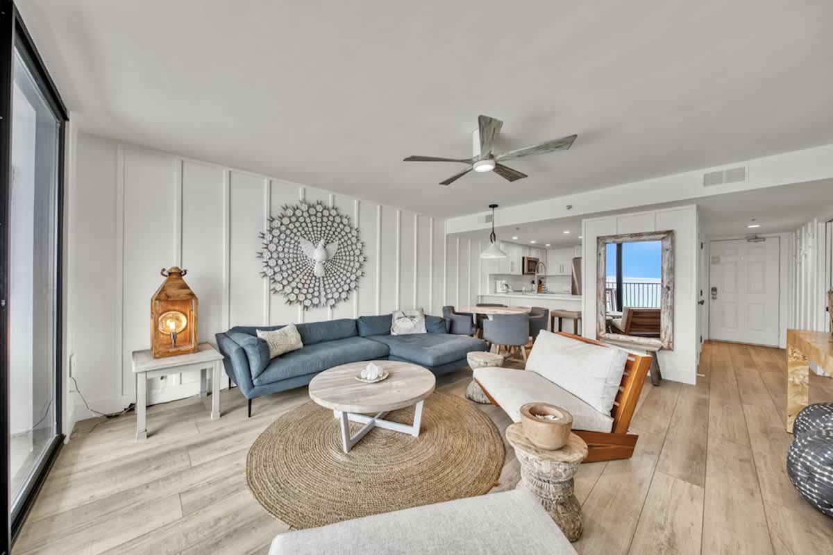 One Seagrove Place 0804 | Photo 5