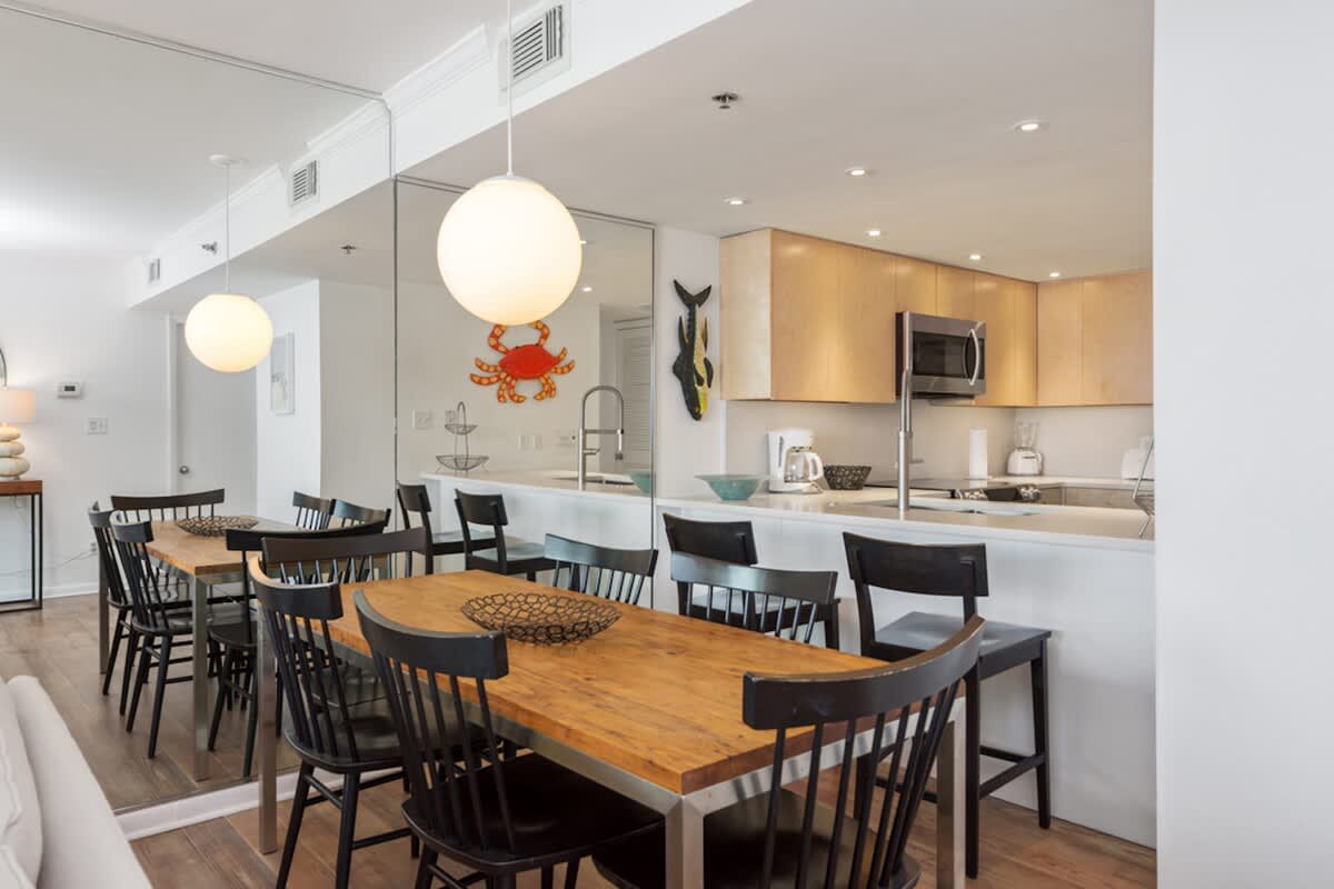 One Seagrove Place 0805 8