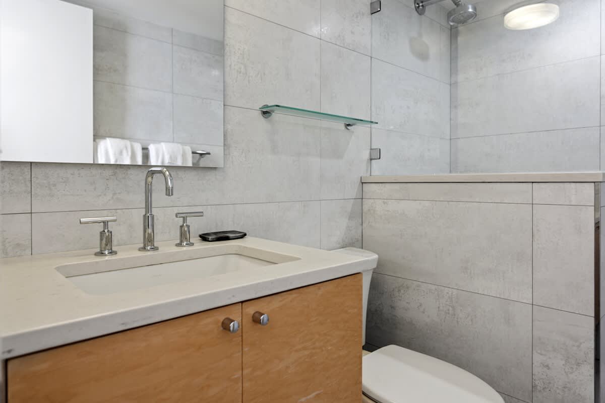 One Seagrove Place 0805 20