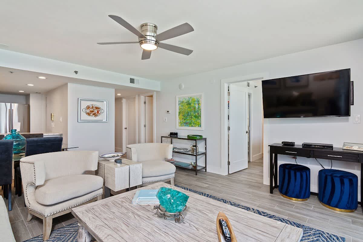 One Seagrove Place 0806 | Photo 7