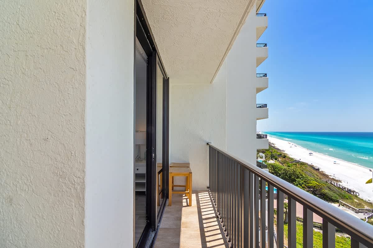 One Seagrove Place 0806 | Photo 34