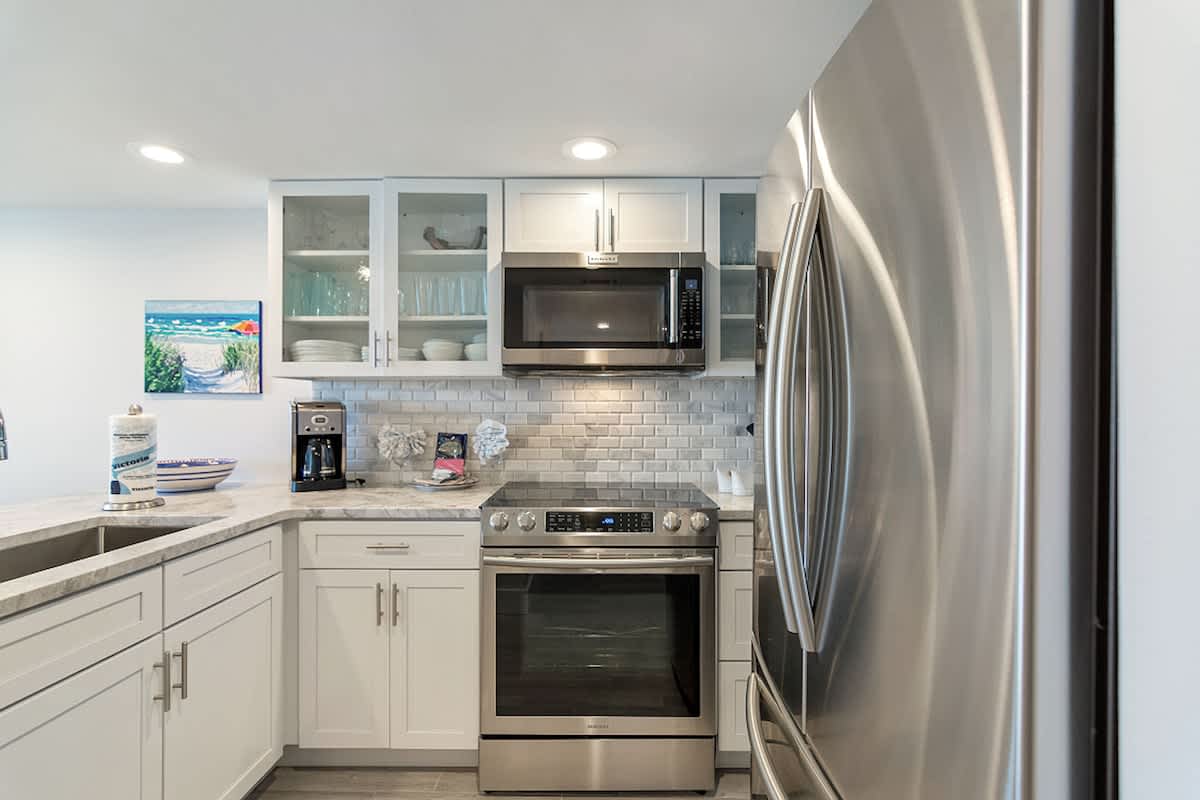 One Seagrove Place 0806 | Photo 18