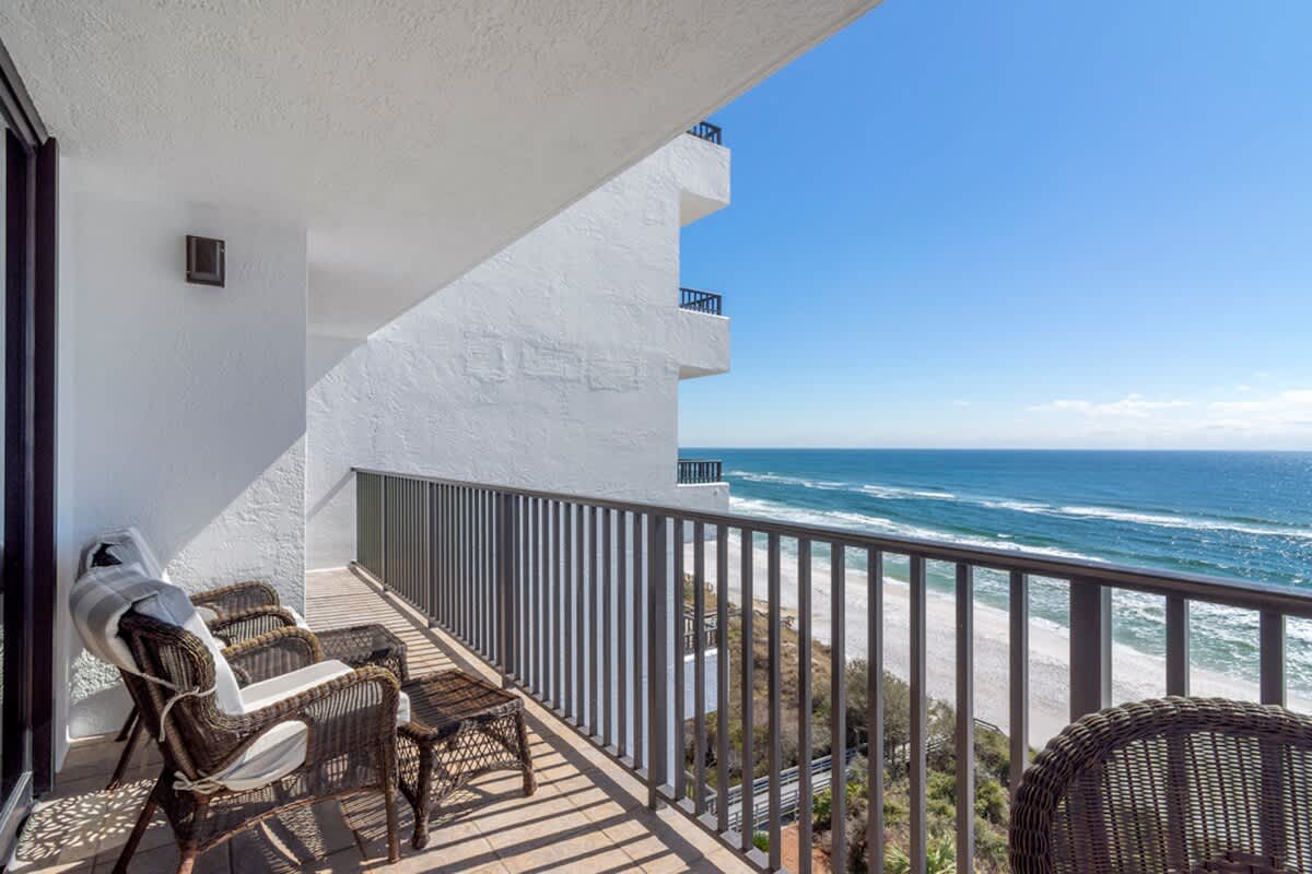 One Seagrove Place 0807 | Photo 36