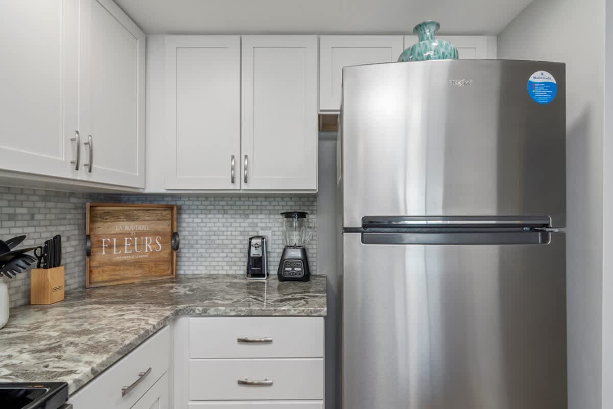 One Seagrove Place 0807 | Photo 19