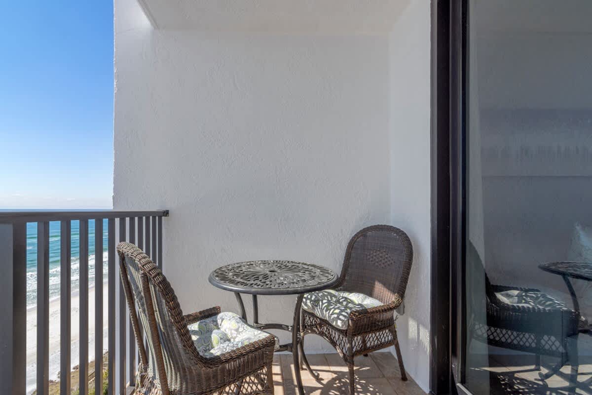 One Seagrove Place 0807 | Photo 35