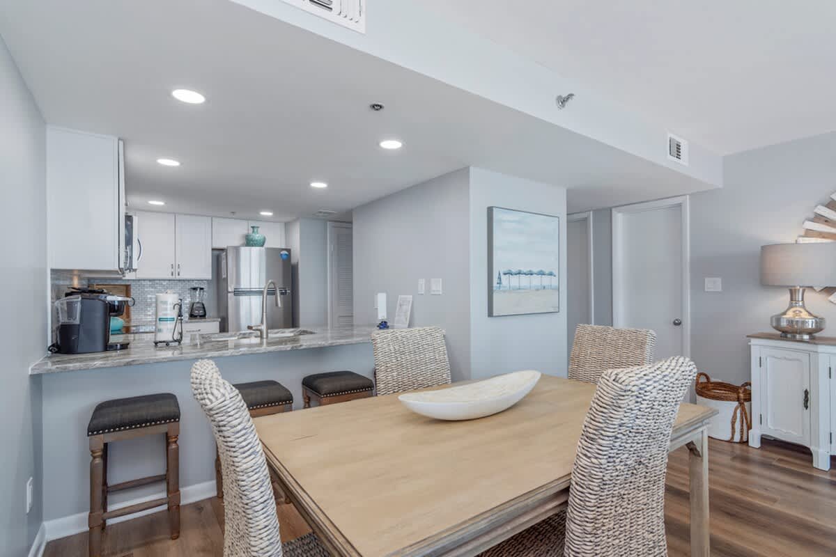 One Seagrove Place 0807 | Photo 13