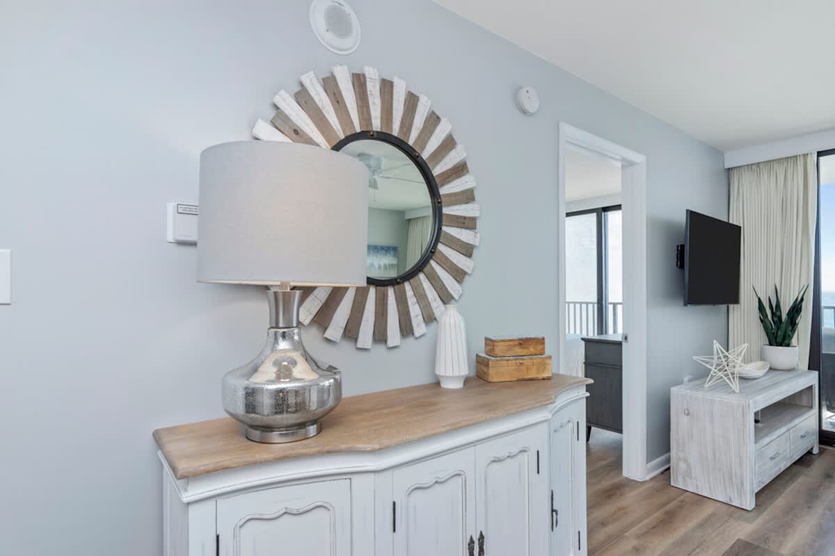 One Seagrove Place 0807 | Photo 11