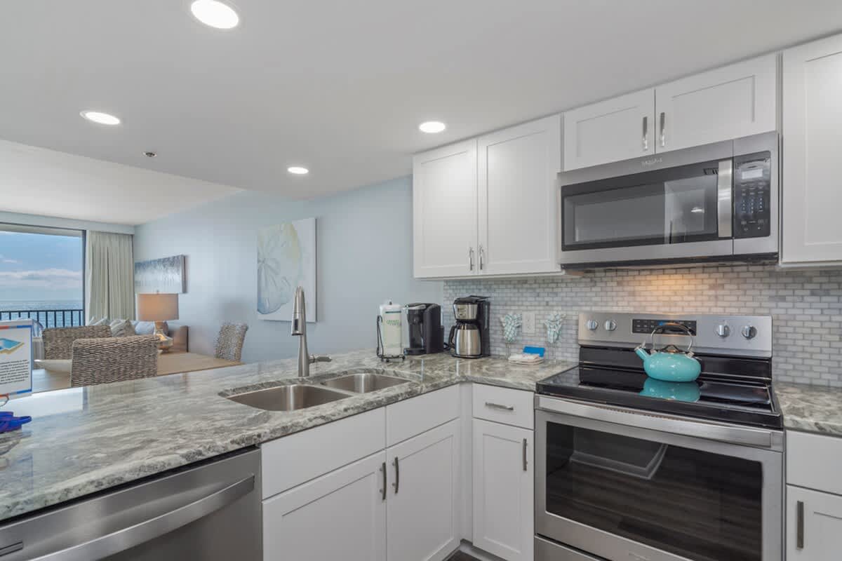 One Seagrove Place 0807 | Photo 17