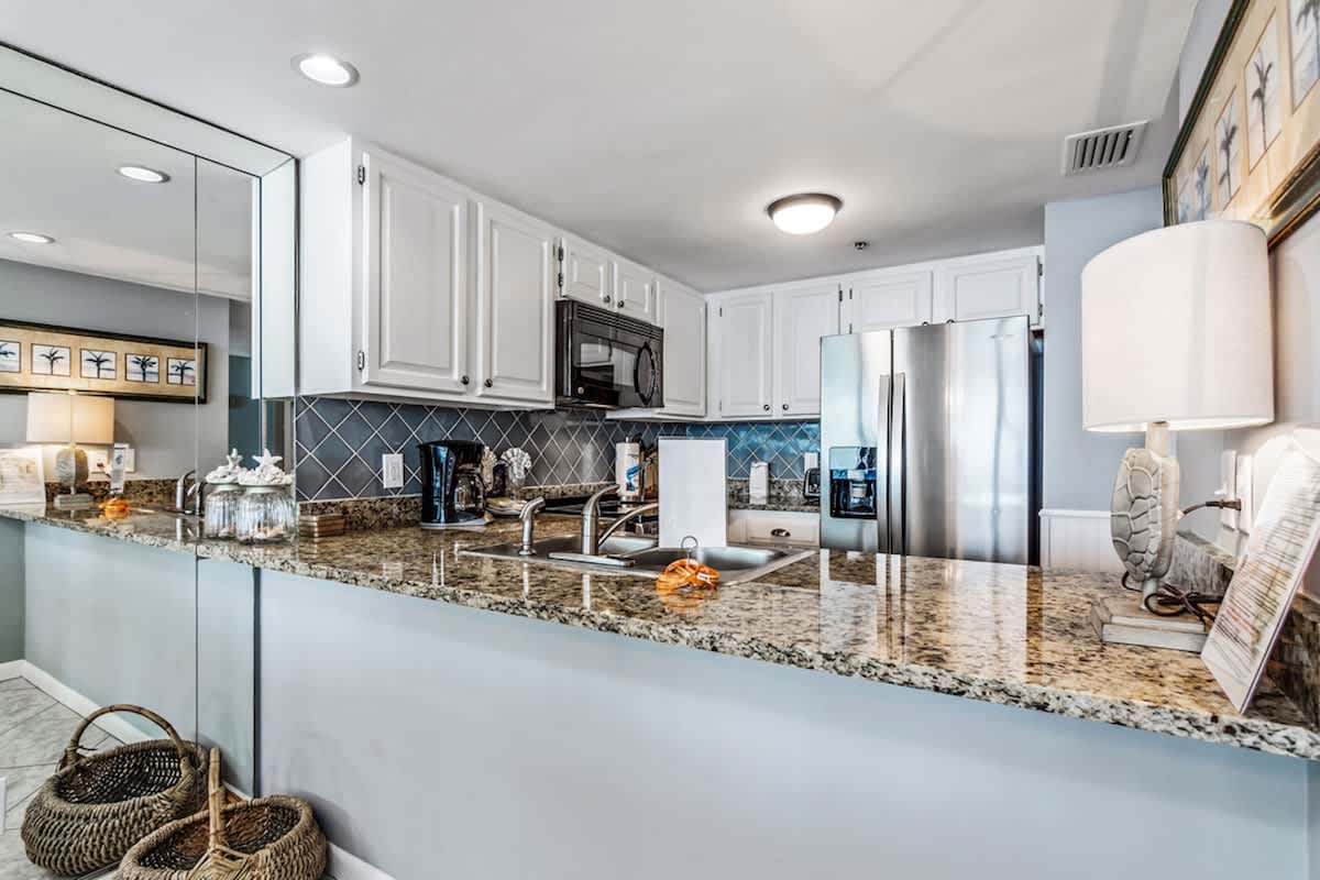 One Seagrove Place 0902 | Photo 10