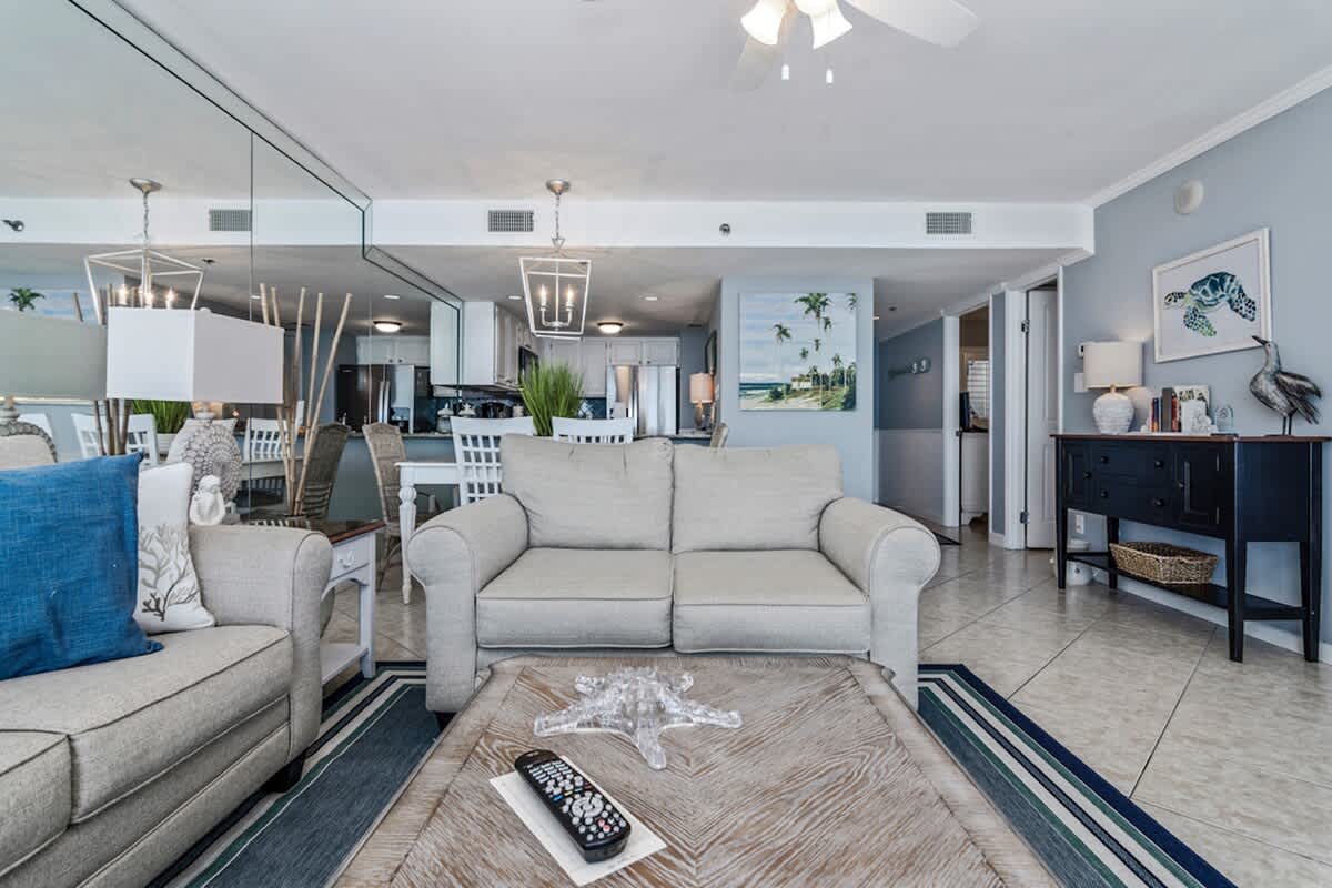 One Seagrove Place 0902 | Photo 5