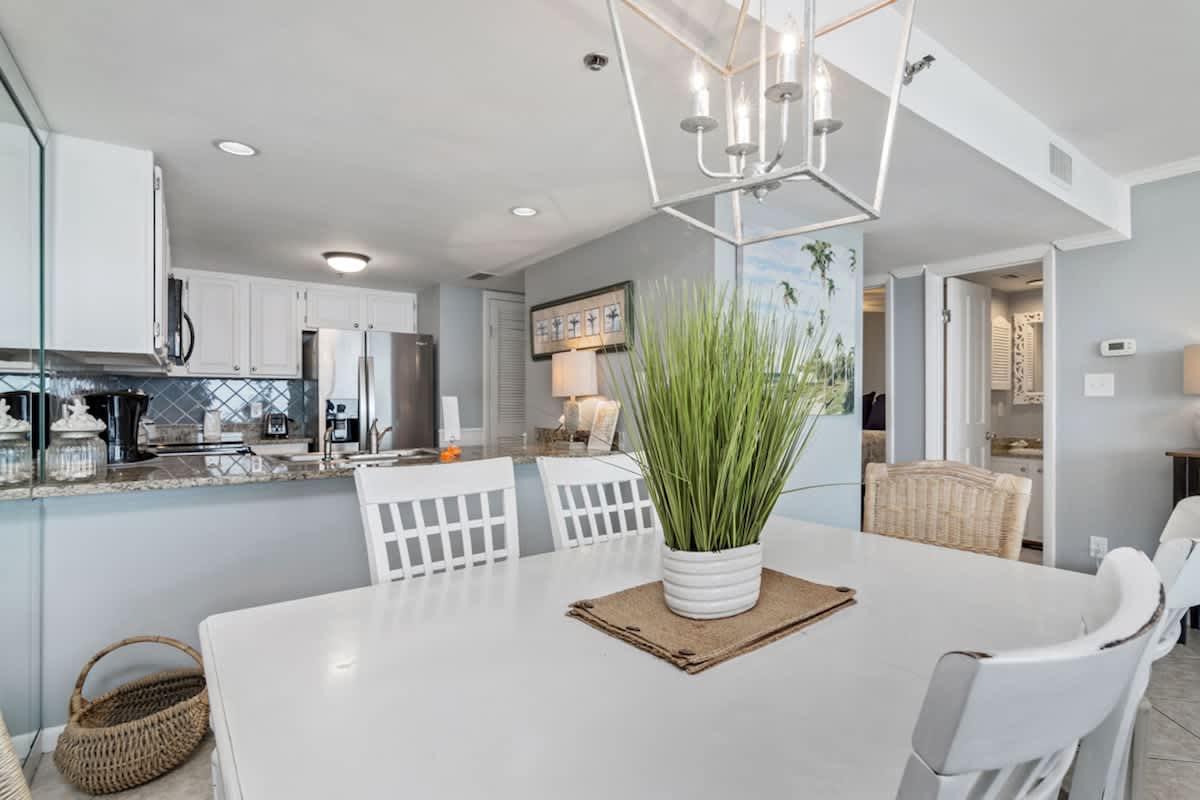 One Seagrove Place 0902 | Photo 9