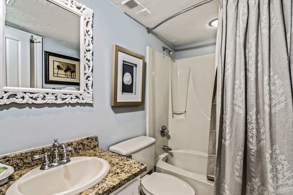 One Seagrove Place 0902 | Photo 26