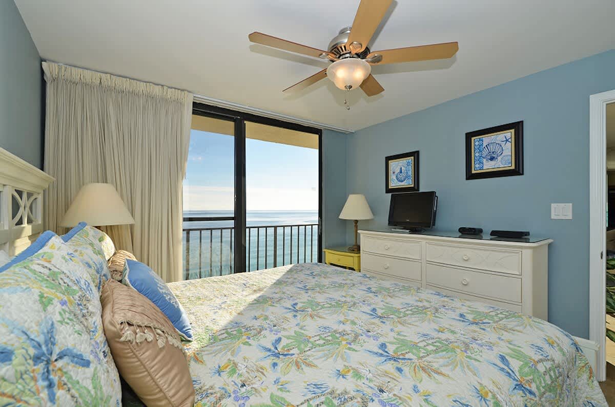 One Seagrove Place 0908 | Photo 13