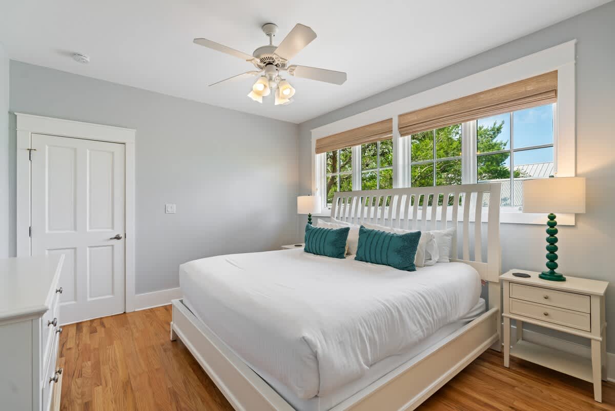 2nd Floor King Bedroom