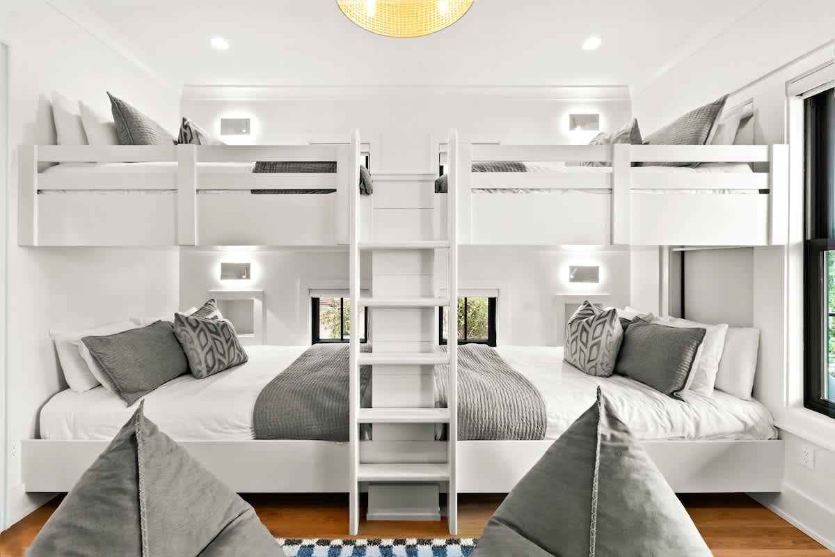 169 Lakeview Drive 23