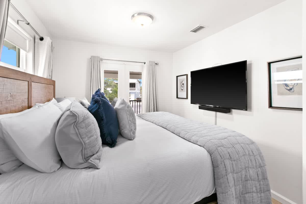 169 Lakeview Drive 77