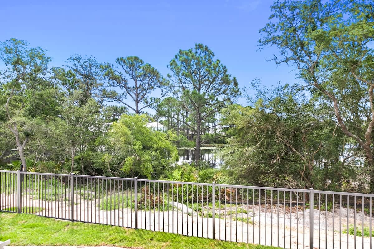 169 Lakeview Drive 96