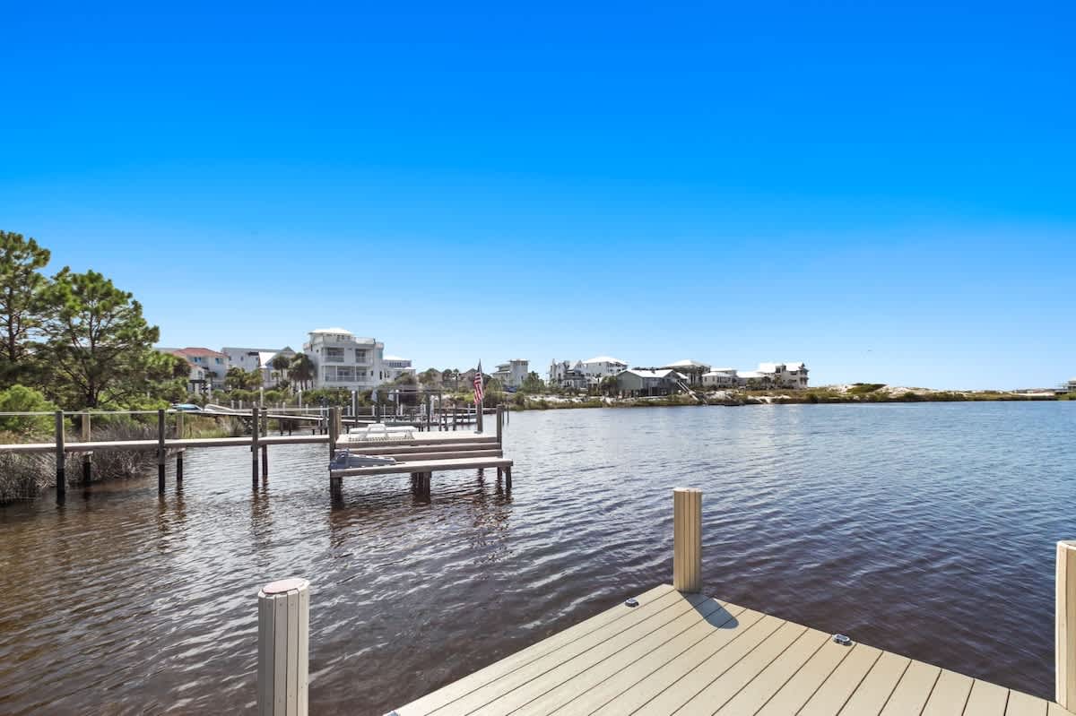 283 Lakeview Drive 23