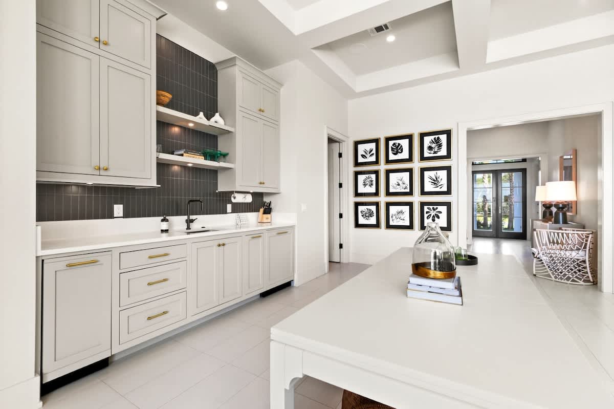 283 Lakeview Drive 32