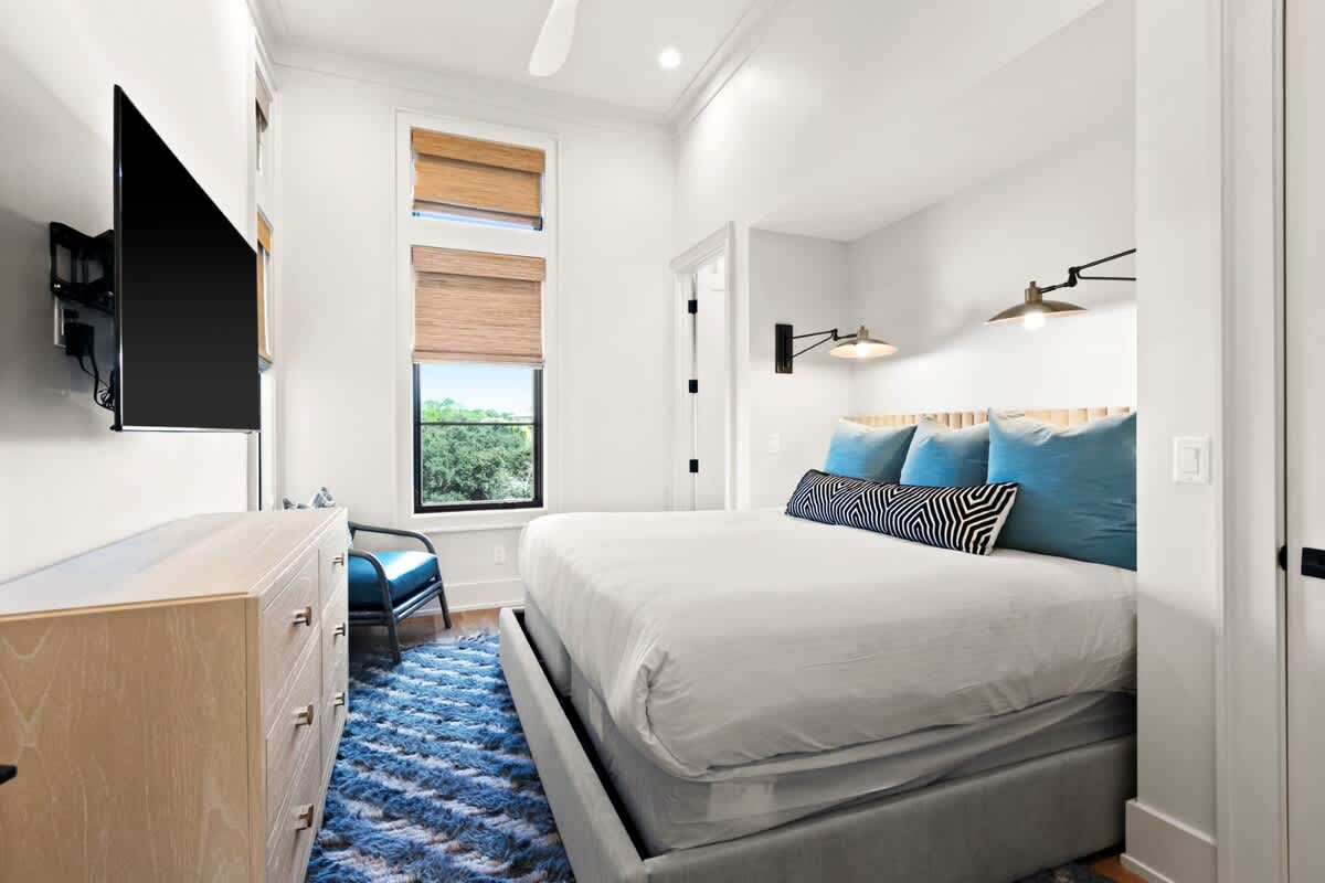 283 Lakeview Drive 60