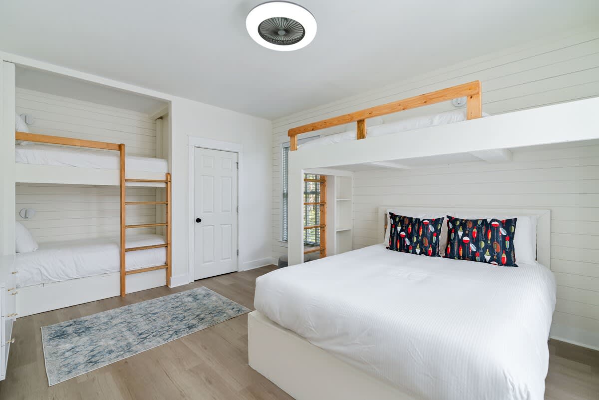 248 Beach Bike Way 11