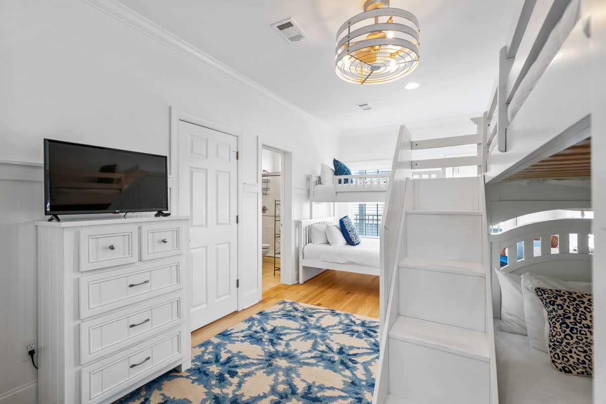 Blue Mountain View 48