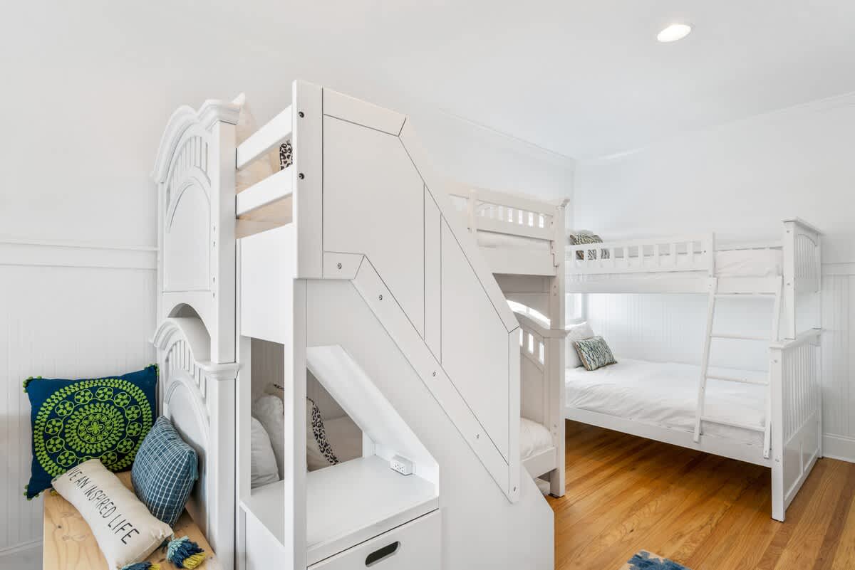 Blue Mountain View 46