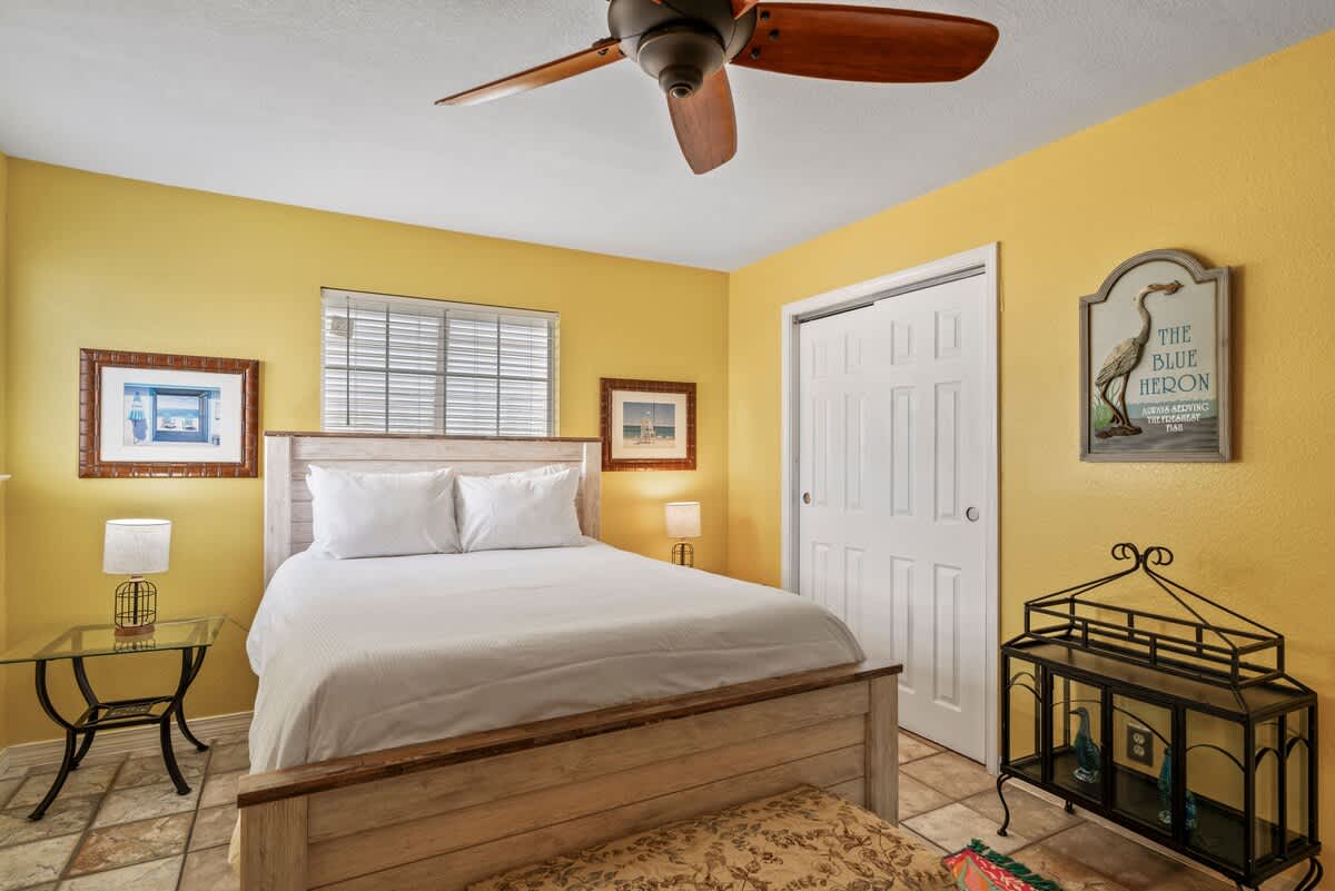 Blues Beach Bungalow 10