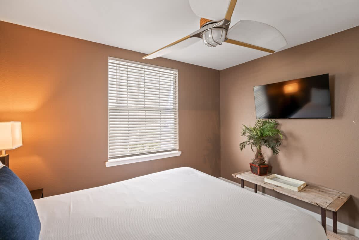 Blues Beach Bungalow 16