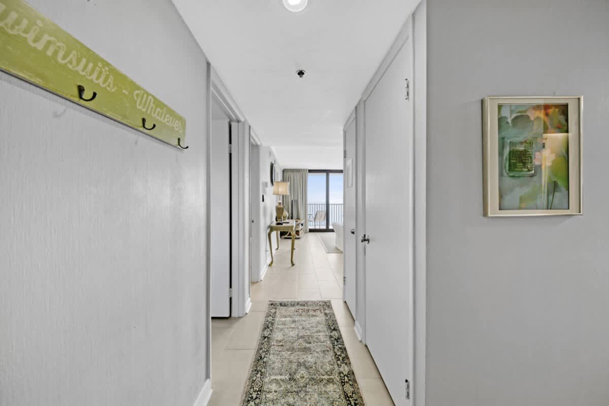 One Seagrove Place 1603 | Photo 8