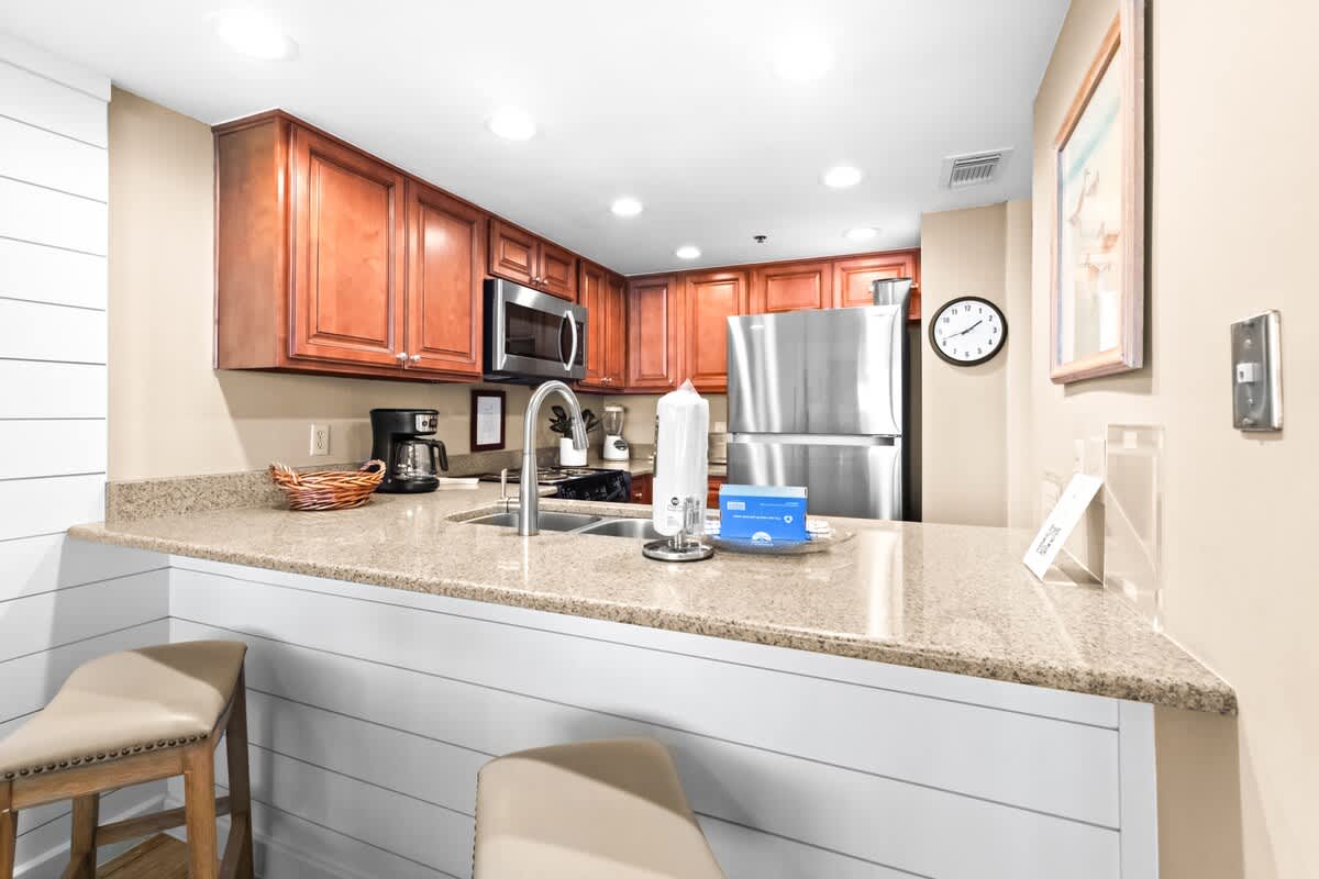 One Seagrove Place 1004 12