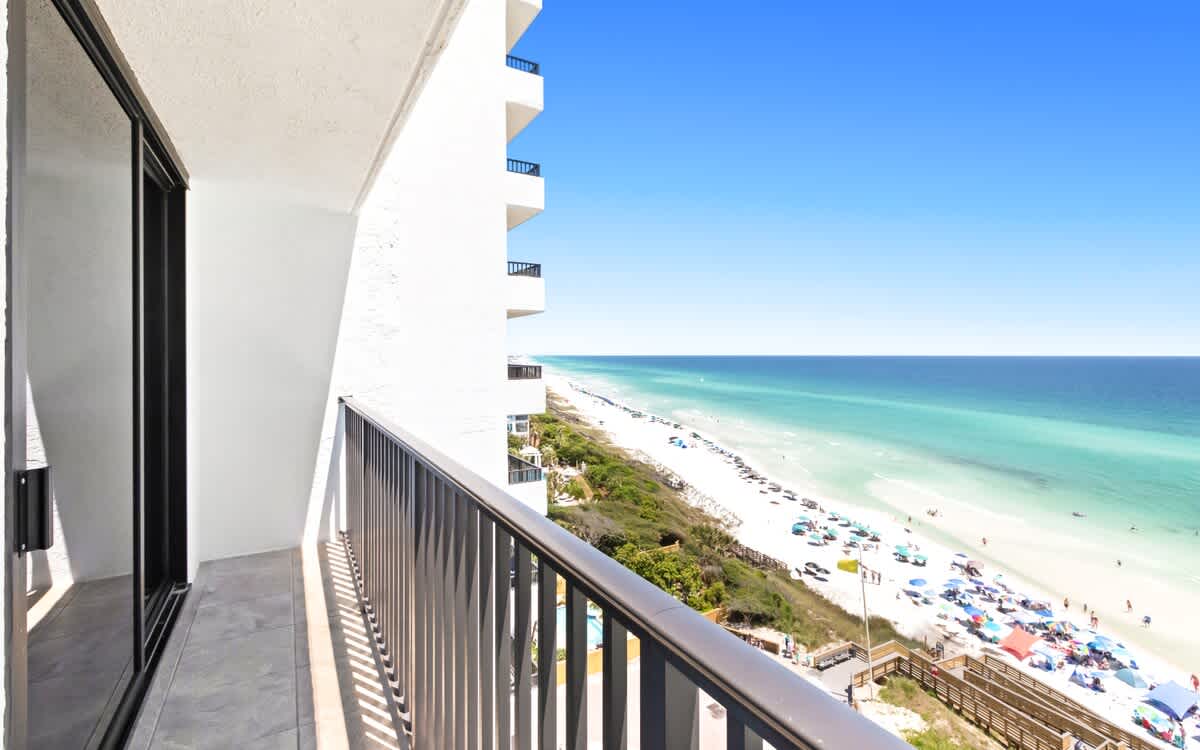 One Seagrove Place 1004 18