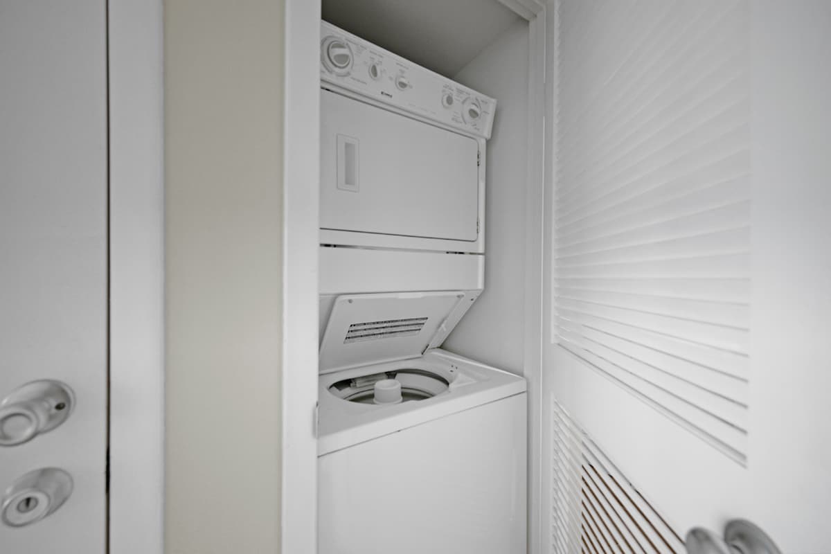 One Seagrove Place 1005 | Photo 22