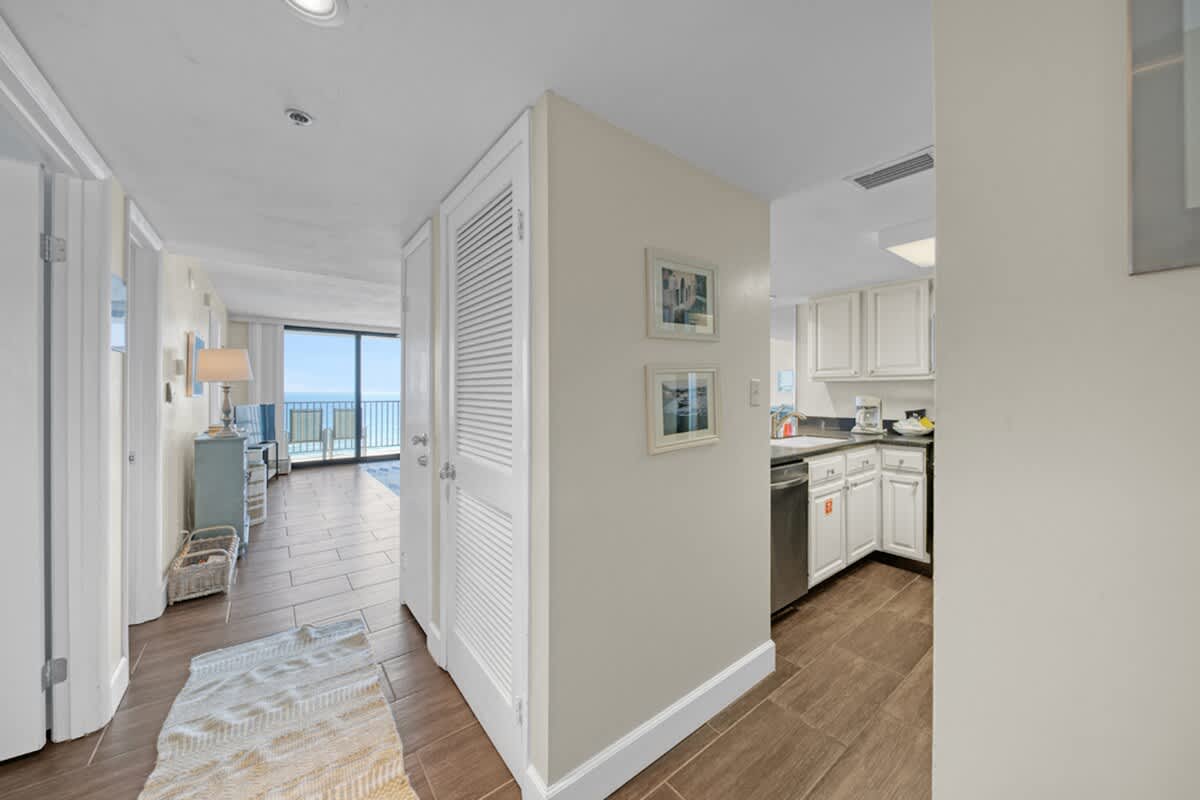 One Seagrove Place 1005 | Photo 11