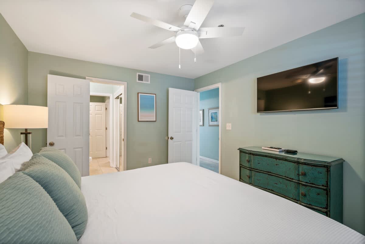 Crystal Sands 106B | Photo 14