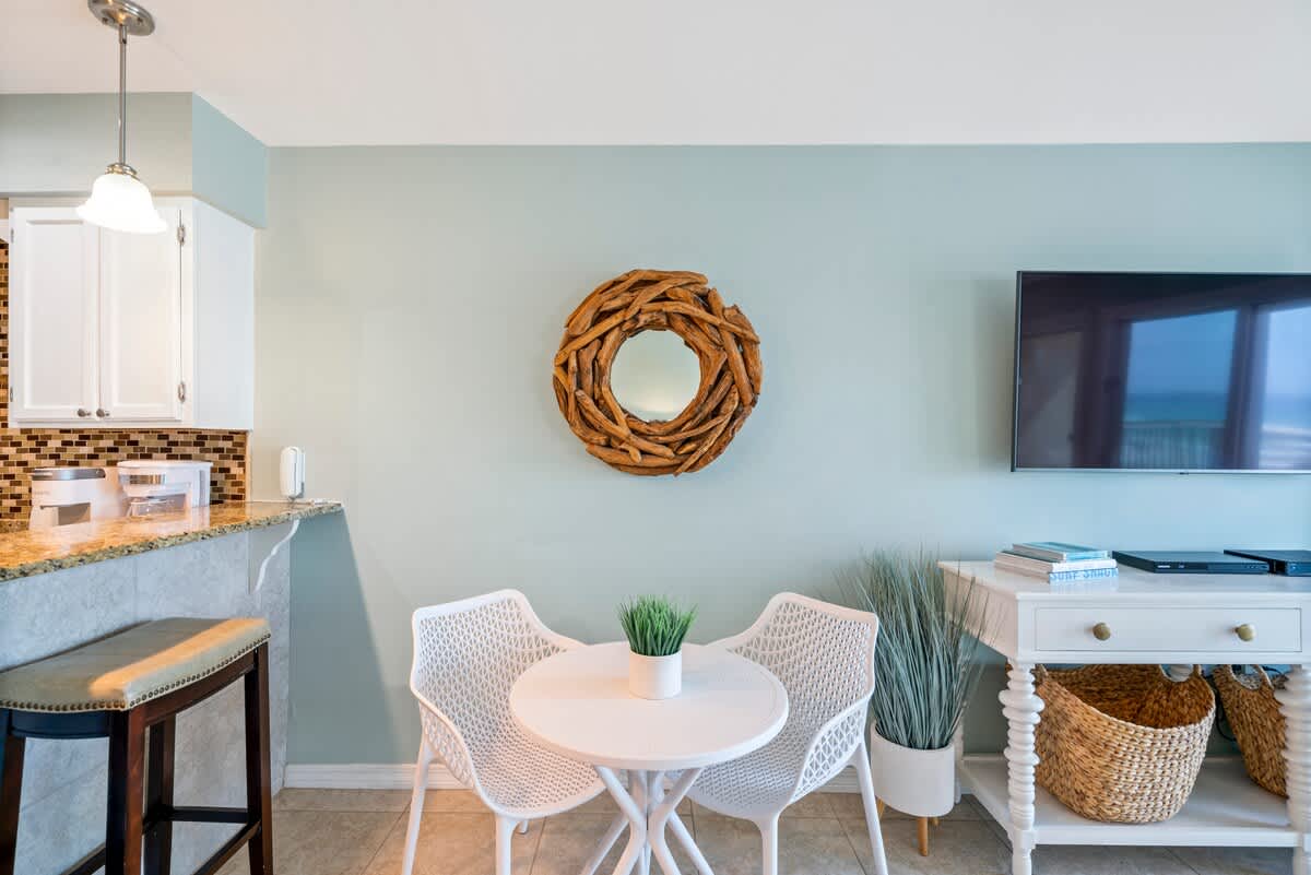 Crystal Sands 106B | Photo 6