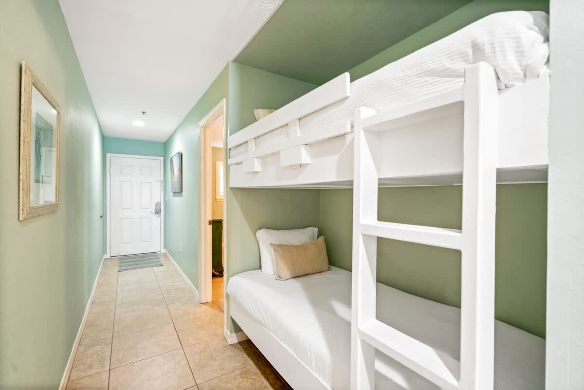 Crystal Sands 106B | Photo 20