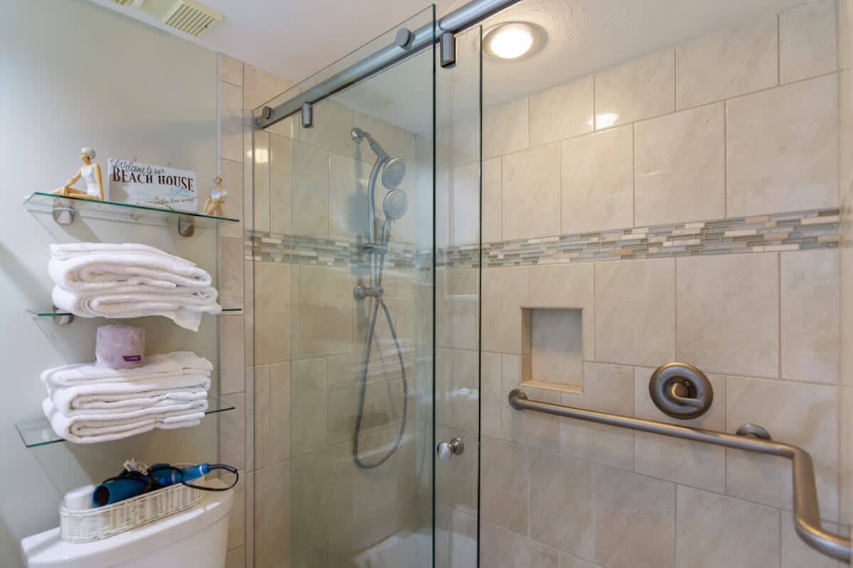 One Seagrove Place 1007 | Photo 26