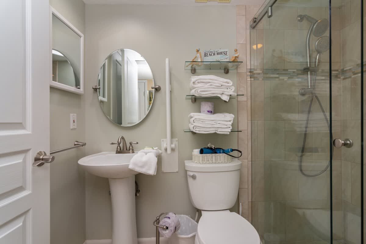 One Seagrove Place 1007 | Photo 25