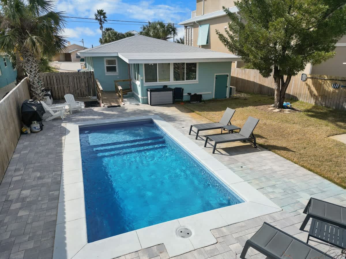 Emerald Flamingo | Photo 17