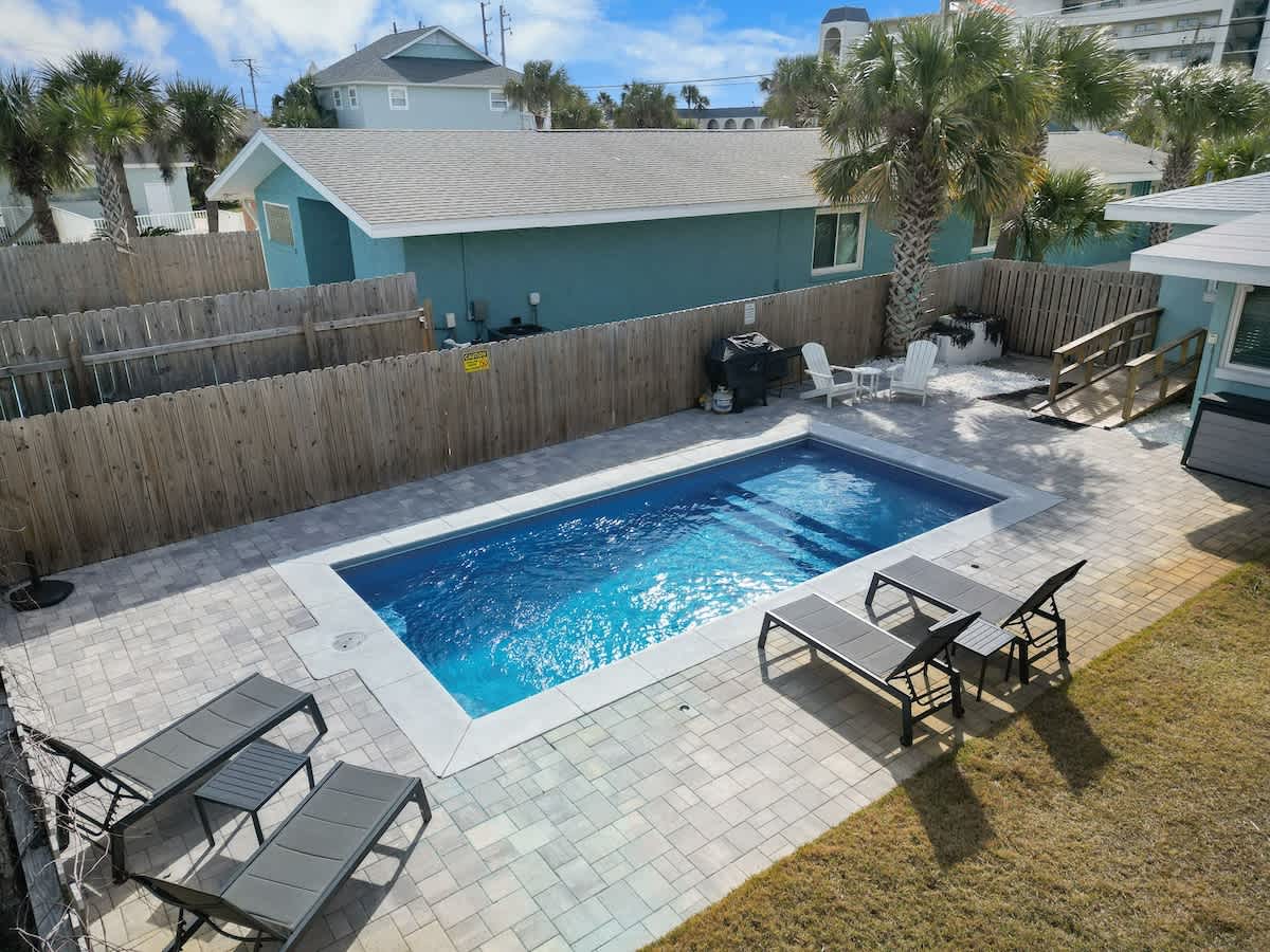 Emerald Flamingo | Photo 37