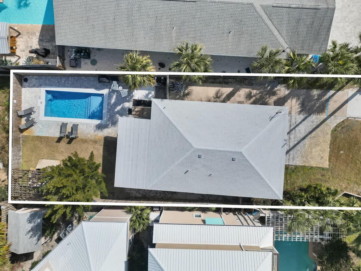 Emerald Flamingo | Photo 41