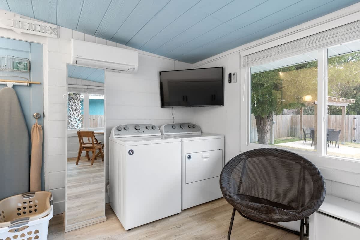 Emerald Flamingo | Photo 34