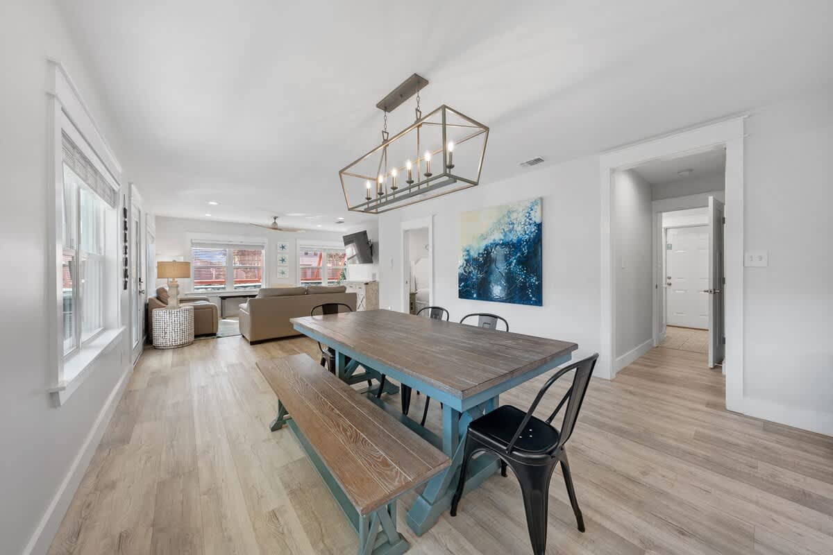 Emerald Flamingo | Photo 14